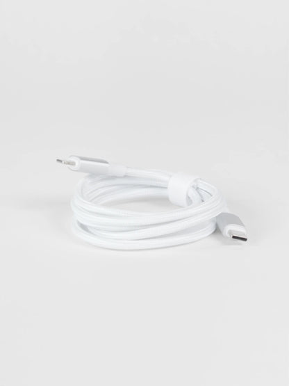 Schlüssel magnetic USB-C to USB-C cable for fast charging and high-speed data transfer, braided white design
