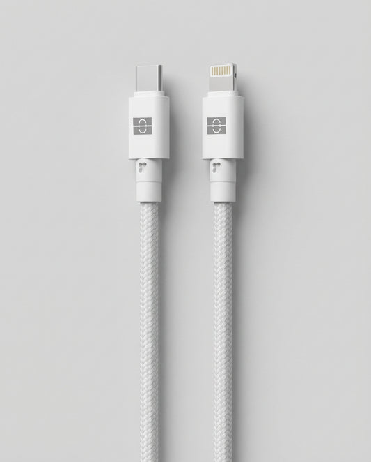 Schlussel white braided USB-C to Lightning cable compatible with iPhone and Apple devices.